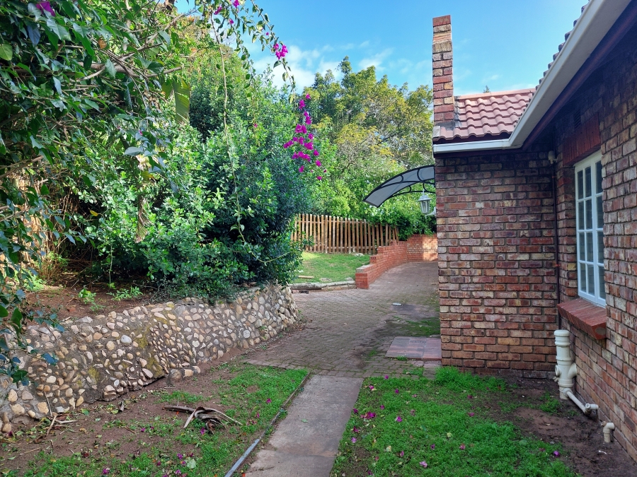 3 Bedroom Property for Sale in Meedingsride Western Cape